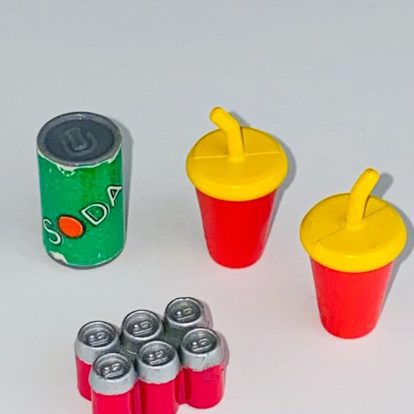 Barbie Pretend Play Toy Accessories For Dollhouses Playsets Lot of 4 Kids Toys - Picture 2 of 6